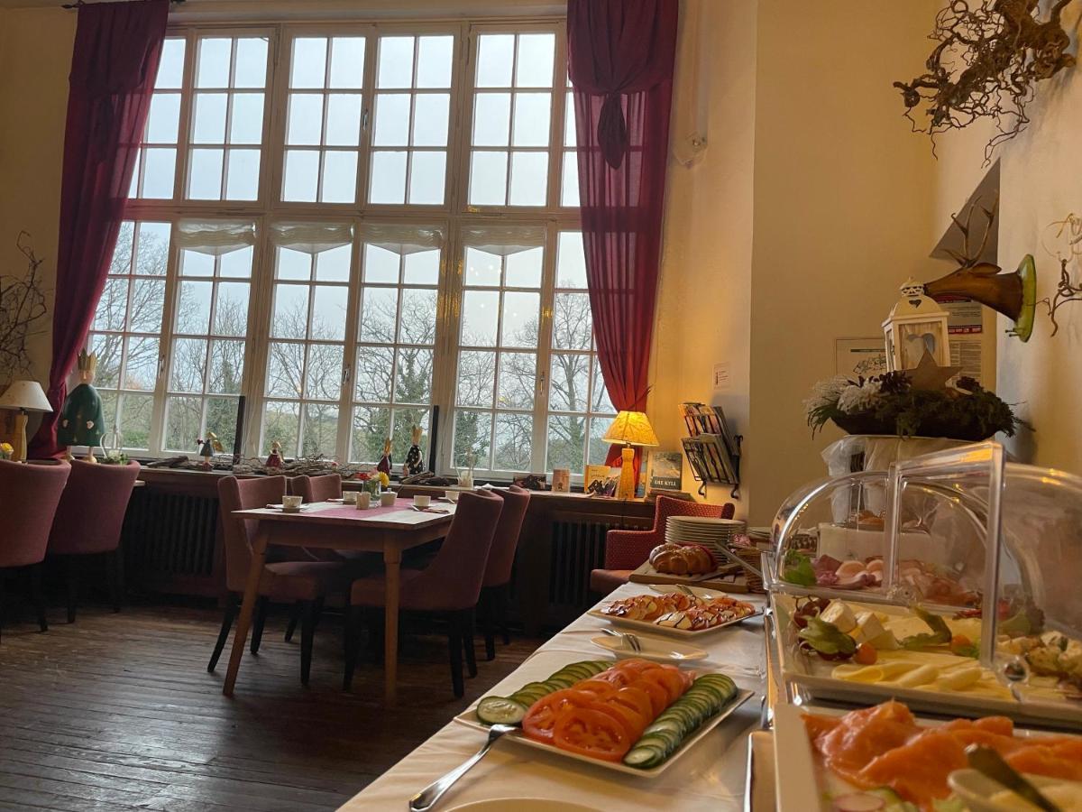 Burghaus & Villa Kronenburg Dahlem  Eksteriør bilde